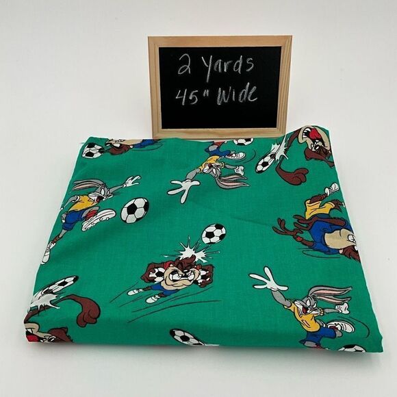VINTAGE 90’s Fabric Bugs Bunny and Taz Soccer - Picture 1 of 3